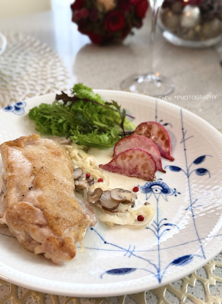 39coco39coco's tweet image. 冬のクリームは、夜が似合う❄️🍽

#おうちごはん
#coco日和
#鶏ももｘきのこクリーム