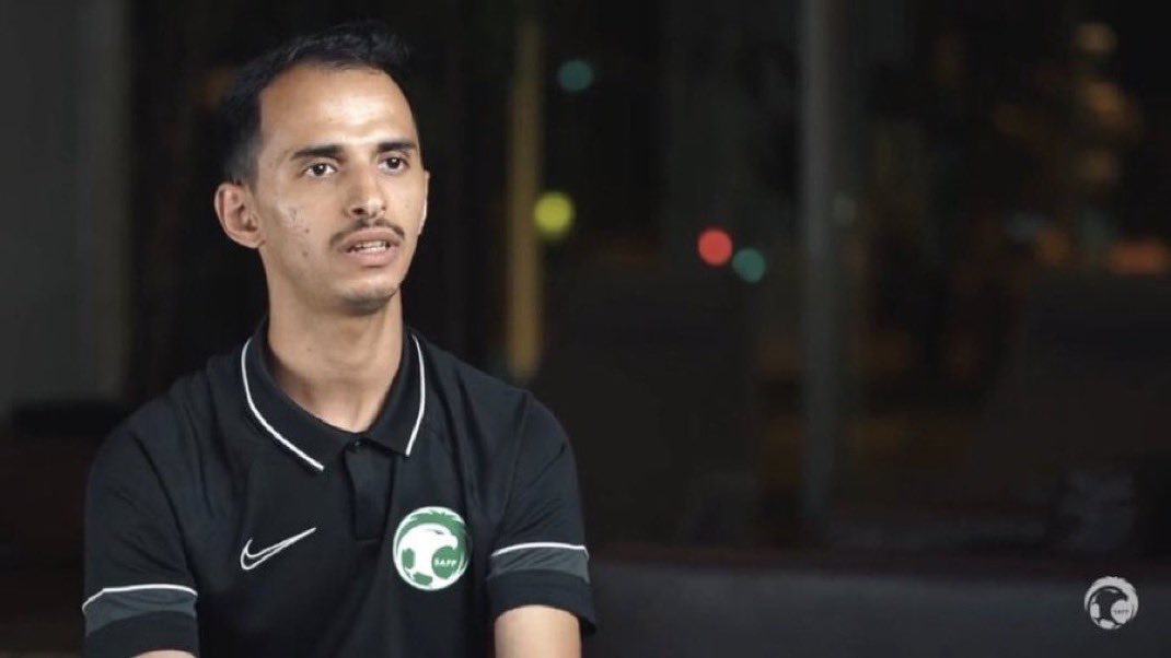 🚨🚨🚨 — رسميًا 

تعين الحكم خالد الأحمري لمباراة #نيوم و التعاون.