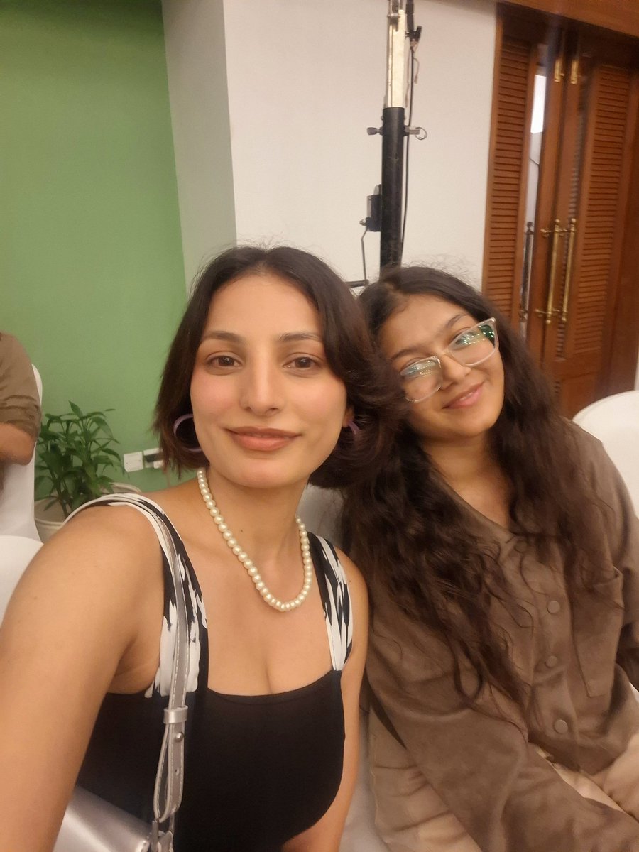 Isha Parekh tweet media