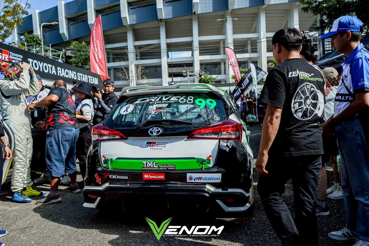 BarcodetinOFC's tweet image. Barcode Tinnasit FB Update (3)

Cr.Venom Racing Wheel

BARCODE CHIANGMAI RACE

@BarcodeTin 🌻
#BarcodeTin99 
#barcodetin #GMMTV
#LensoMTRxBarcode 
#LENSOMOTORSPORT 
#VENOMRACINGWHEEL
#ToyotaGazooRacingThailand