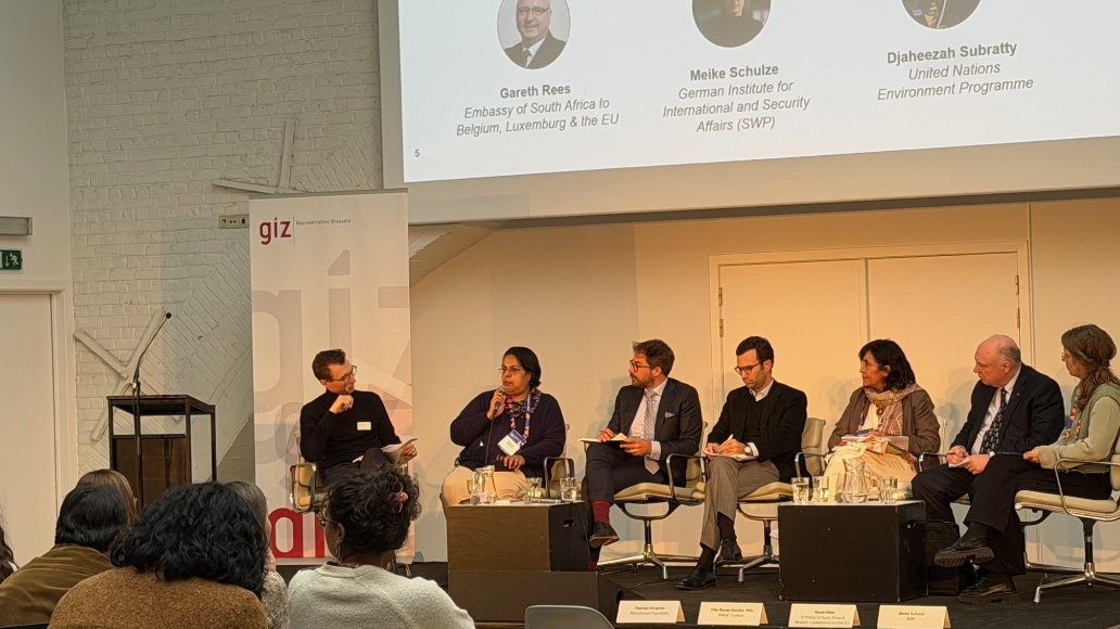 During 🇪🇺#RawMaterialsWeek, <a href="/UNEP/">UN Environment Programme</a> 's Djaheezah Subratty contributed to <a href="/giz_gmbh/">GIZ</a> ’s session on (Re)defining Raw Material Security.

She addressed the need to balance demand with sustainable supply and outlined the UN system’s role in ensuring globally equitable mineral access.