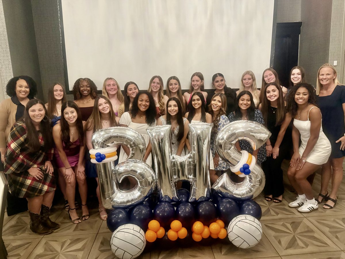 Brandeis Volleyball tweet media