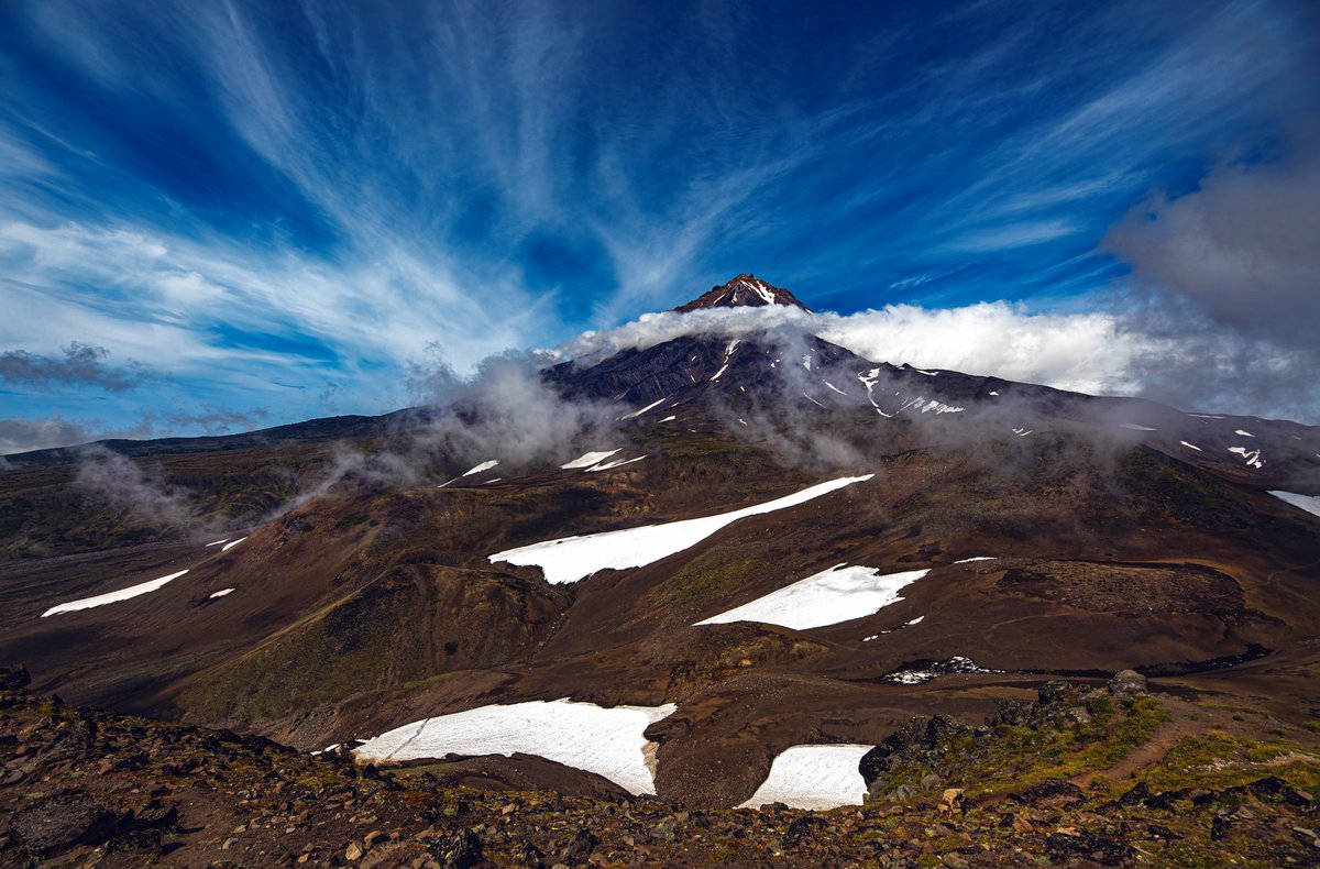 Gm ☕️ I'm still alive.

When even photographs fail to express your thoughts, the best solution is silence. (Ansel Adams).

Kamchatka - 2025