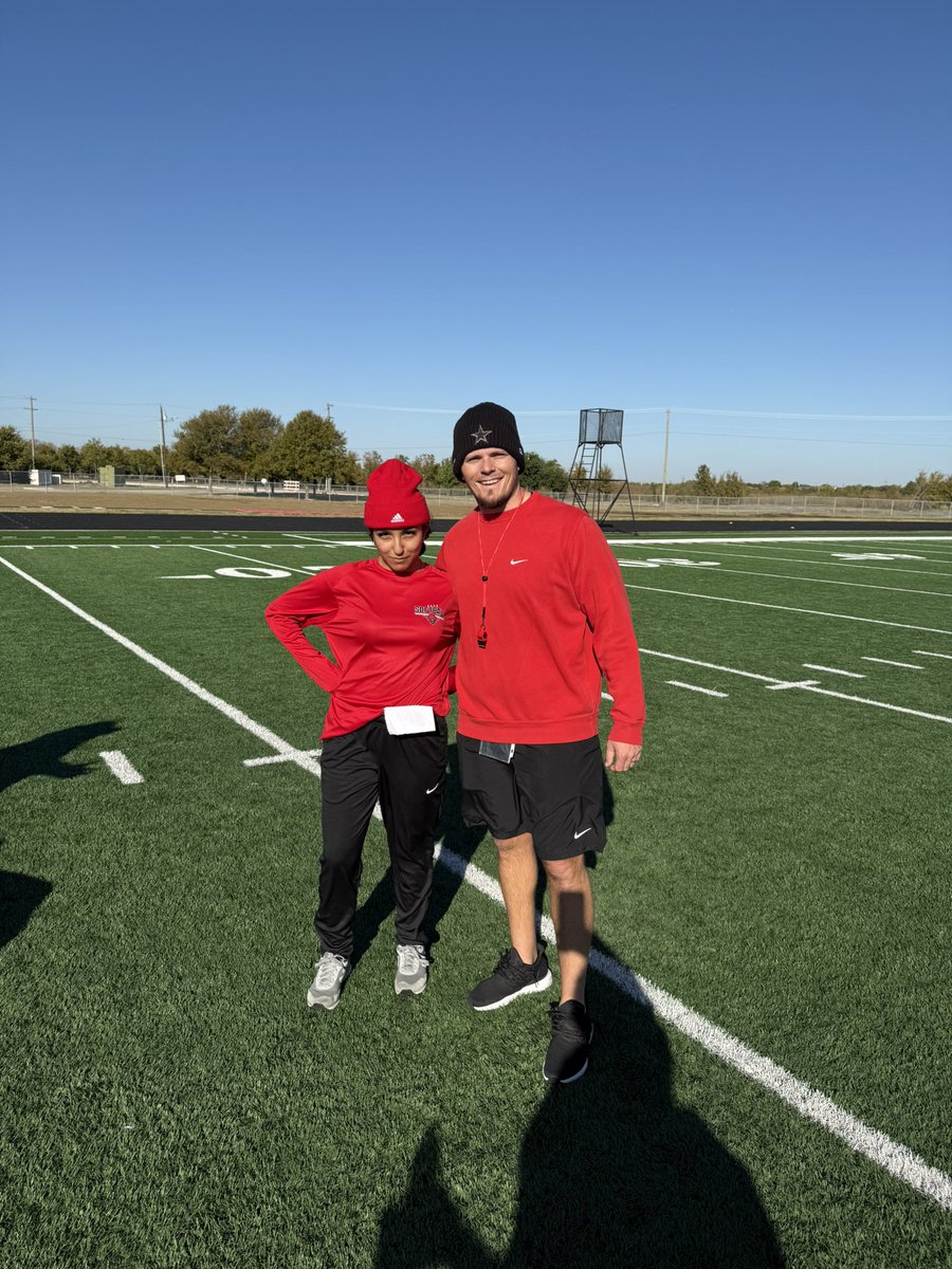 Who wore it better, Coacher or Jats!? 
Shoutout to our Athletic Trainers for always bringing energy, dedication, and a little extra swag! 

#NewHorn | #Southside | #JFL 🐆🐆