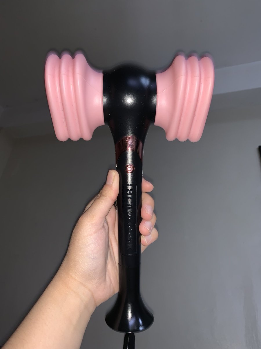 haeechoo's tweet photo. wts lfb blackpink lightstick ph

1,500 (negotiable)

- bought and used in tokyo, japan once only for BP concert
- with box only
- can send more pictures/videos

mop: gcash/bank transfer
mod: any courier (can shoulder 50% of the df for MM buyers)

🏷️ bp mnl jennie jisoo lisa rose https://t.co/3JxqwmAnJE