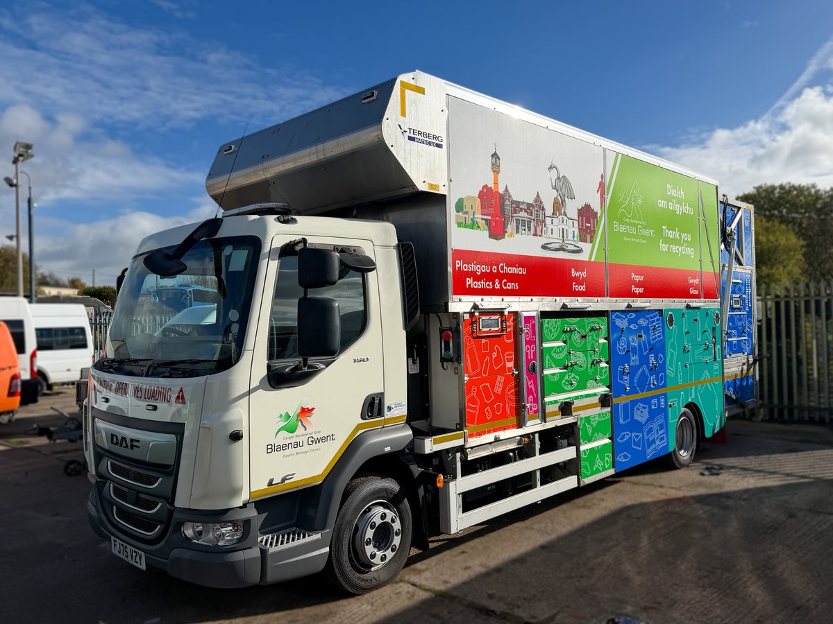 Creative Vehicle Wrapping tweet media