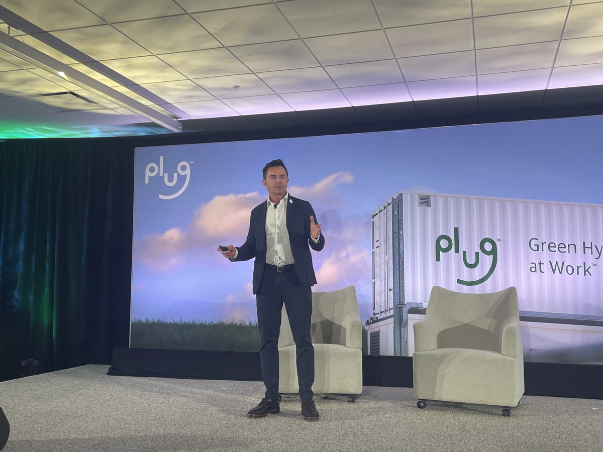PlugPowerInc's tweet image. Incoming CEO, Jose Luis Crespo joins Andy Marsh on-stage for an unfiltered conversation about how the company’s past and present are shaping its path to future success. #LiveFromSymposium #StrengtheningEnergyIndependence