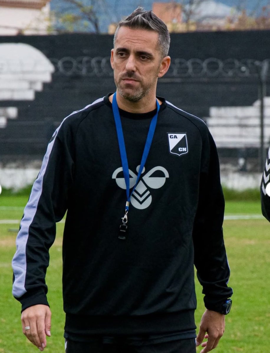 🚨 Pablo Fornasari es el nuevo entrenador de #RacingCBA.

↪️ Esta mañana dirigió su última práctica en #CentralNorte y por la tarde firmará la rescisión de contrato.

*️⃣ Mañana por la mañana llegará a Córdoba para vincularse a la Academia.