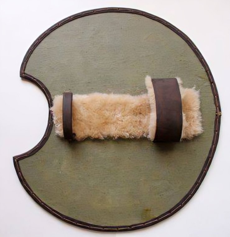 An interesting reconstruction of Odysseus' armor by Matt Poitras (Austin, Texas), although I don't know how it would fit the standards and aspirations of Hollywood spectacle. Of course, I won't be watching Nolan's Odyssey.