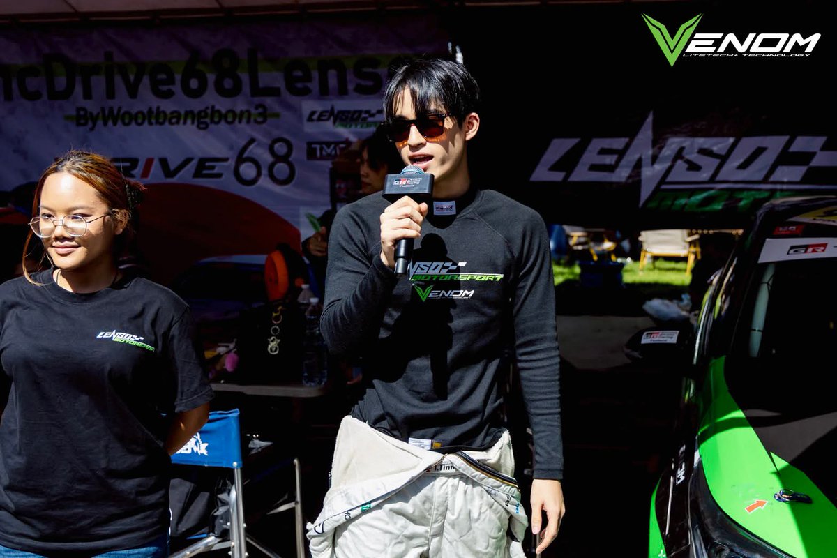 BarcodetinOFC's tweet image. Barcode Tinnasit FB Update (5)

Cr.Venom Racing Wheel

BARCODE CHIANGMAI RACE

@BarcodeTin 🌻
#BarcodeTin99 
#barcodetin #GMMTV
#LensoMTRxBarcode 
#LENSOMOTORSPORT 
#VENOMRACINGWHEEL
#ToyotaGazooRacingThailand