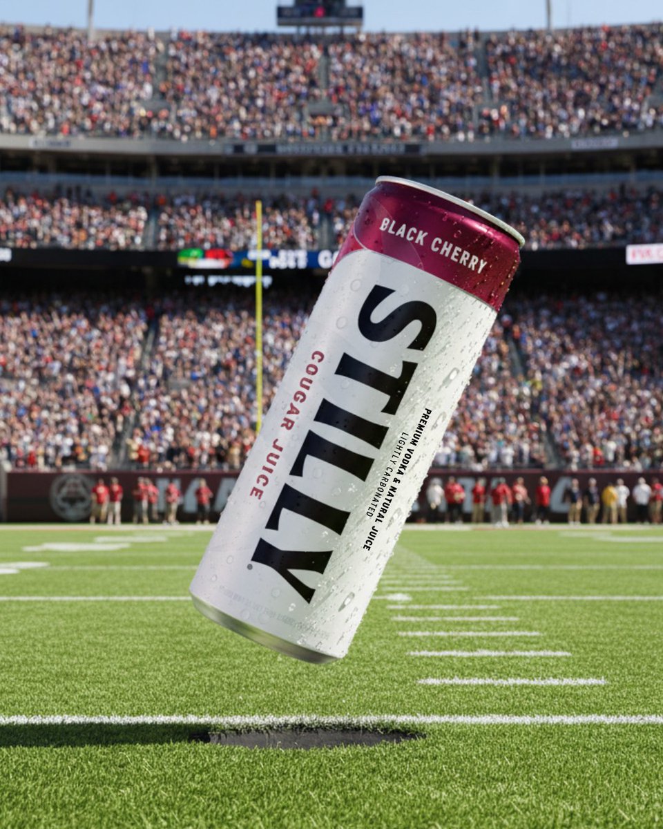 How are everyone's Fantasy Football teams doing this year? 👀