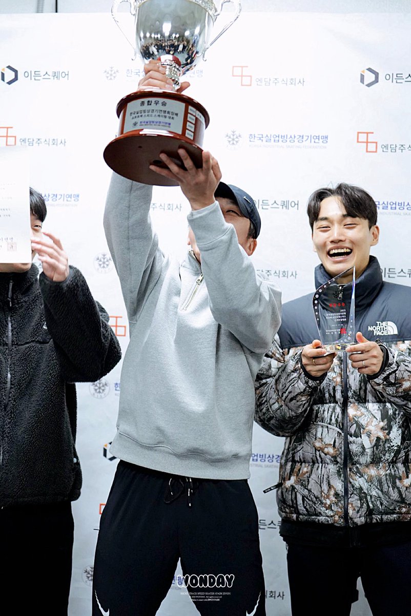 park_gwonday's tweet image. 251118 실업연맹
서울시청 종합 1위🥇
#박지원 #쇼트트랙