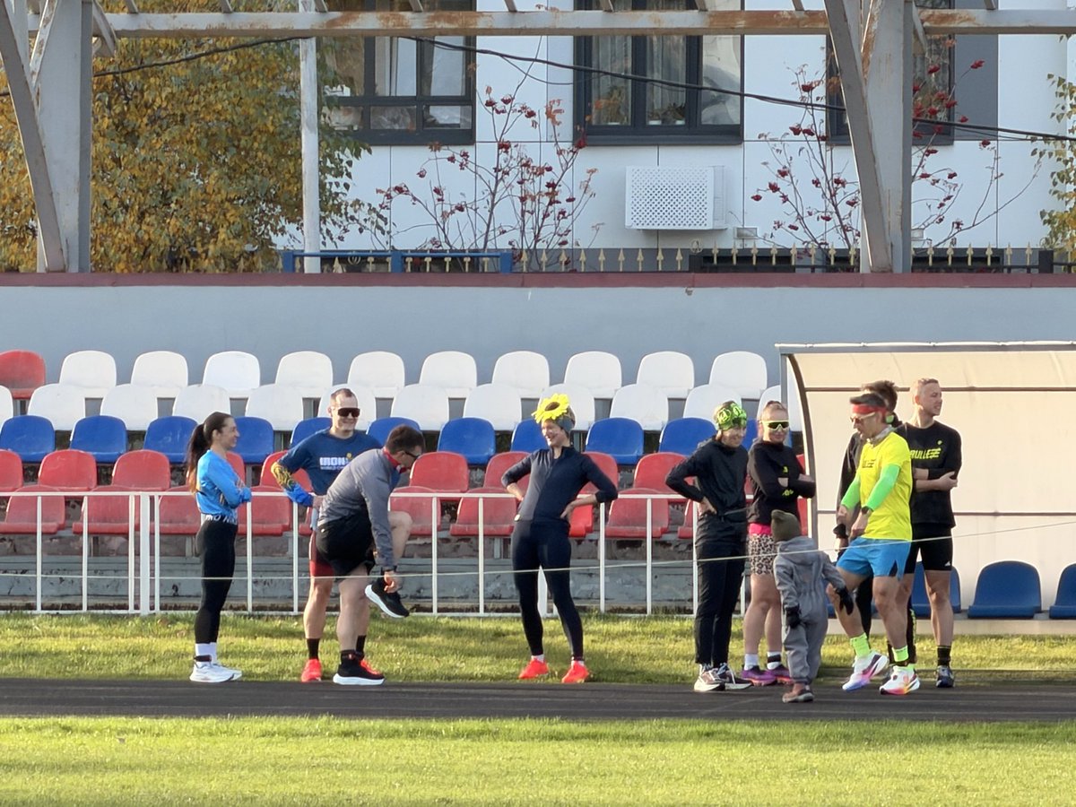 gem_marina57707's tweet image. Best Birthday party from childhood 🥳

10k TrackAndField 🌻

#running #trackandfield #10k