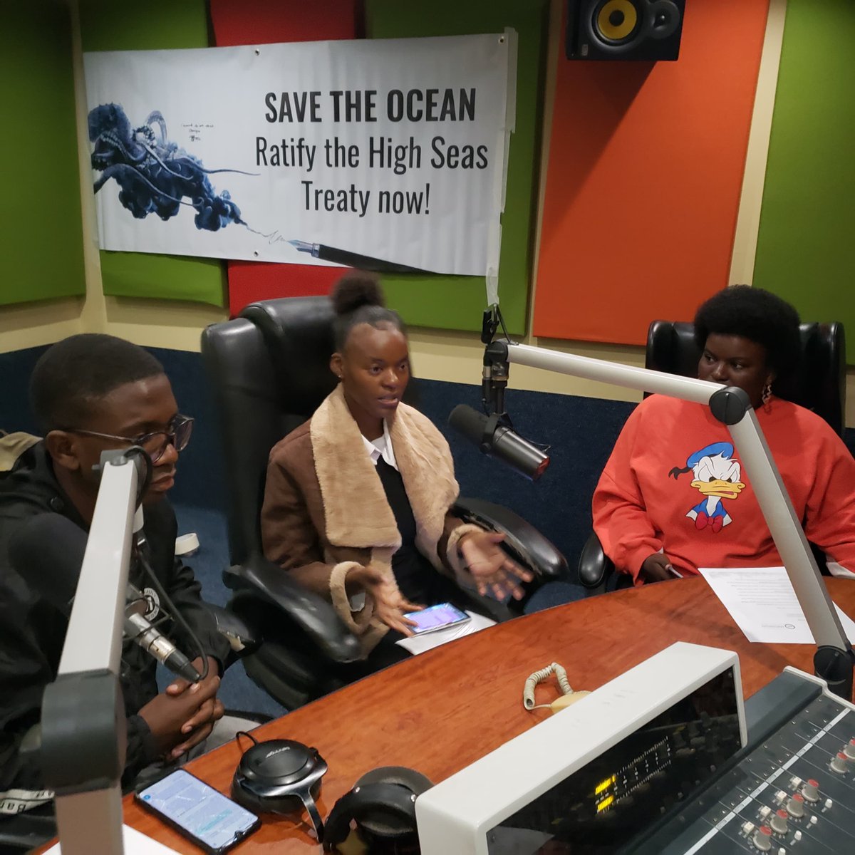 HighSeasAllianc's tweet image. 2025 High Seas Youth Ambassador @autone_jnr explains why you should care about the ocean, even if you don’t live close by it.

In community events in Zambia, Autone raised the profile of the High Seas &amp;amp; showed youth&apos;s role in driving ocean protection. 

highseasalliance.org/2025/11/18/rai…