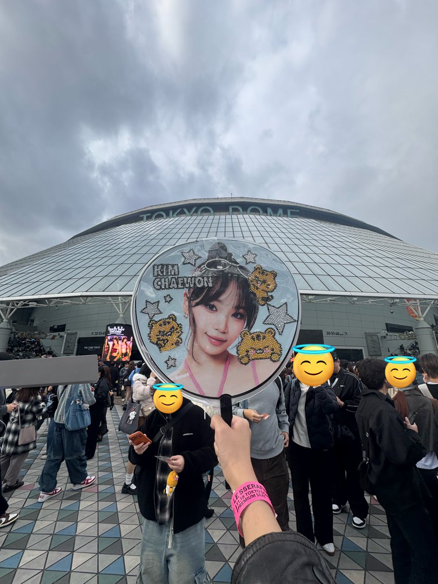rinrin_fim888's tweet photo. ほんとに生きててよかったって思えるライブだったし、感動より圧倒的楽しい！！！になれるのがルセラ！！

もうほんとにだいすき！！！
明日行く人楽しんで〜！！！ https://t.co/s4XFDsaU3g