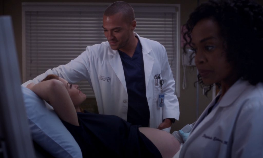dailyjapril's tweet photo. “Baby’s sitting like a little Buddha. Just like last time.” https://t.co/2lJ06kvg3S