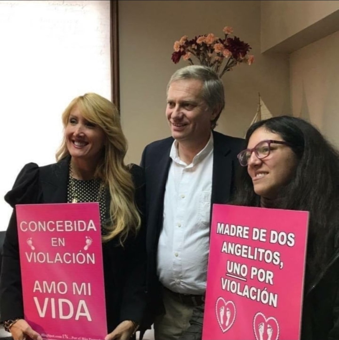 DonFilofio's tweet image. Esta es una de esas fotos que la IA no te permitiría hacer porque te diría que es demasiado inapropiada