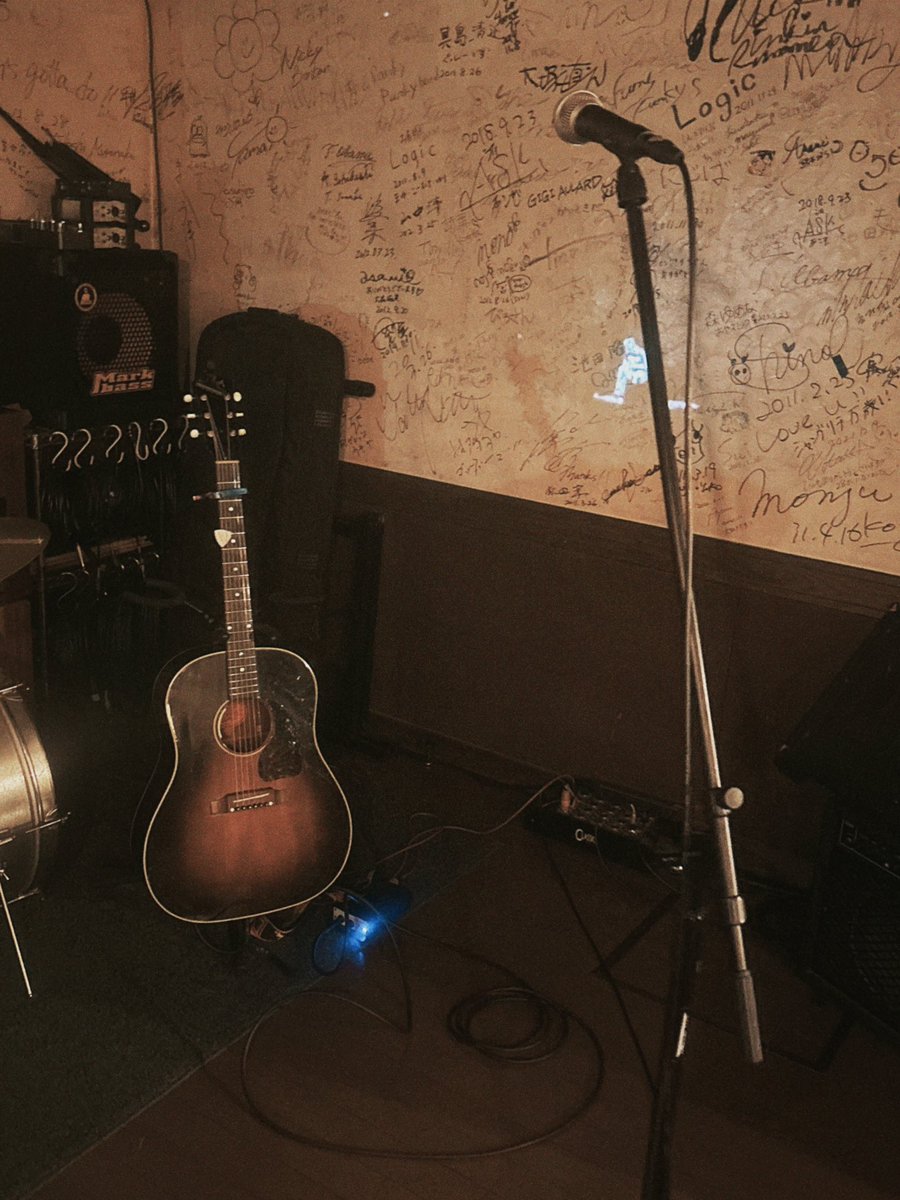 Twitter全然更新できていなかった。
反省です。
先日はShangri-laの周年ワンマンライブご来場いただきありがとうございました！

とても良い夜になりました、これからも益々と精進していきます。
楽しかったなぁ。