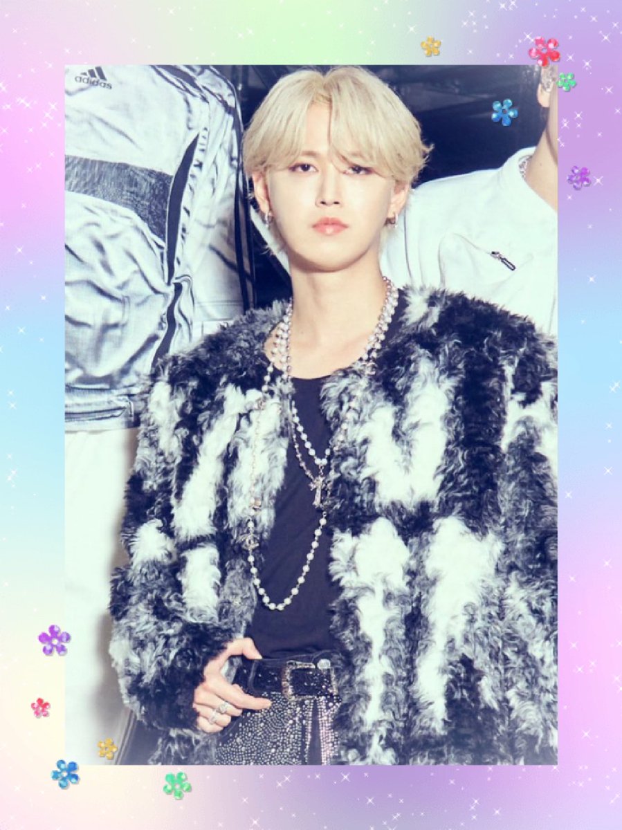 jo1_r_t11's tweet image. 人生で1番ステージに近い席で見た瑠姫くんがこの瑠姫くんで、、、オーラに圧倒された🥹✨ステージでキラキラ輝いている瑠姫くん本当にかっこいい☺️28歳もたくさんライブできるといいね✨🤍JO1とJAMで楽しい1年にしようねー！

#HAPPYRUKIDAY
#巡星で28歳の瑠姫と待ち合わせ