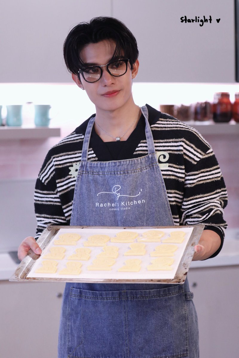 Starlight_YY's tweet photo. 2025.11.9

饼干展示😋

Net HappiDay in Hong Kong

@netsiraphop 
#NetFMinHongkong 
#netsiraphop https://t.co/rM60G1DDfC