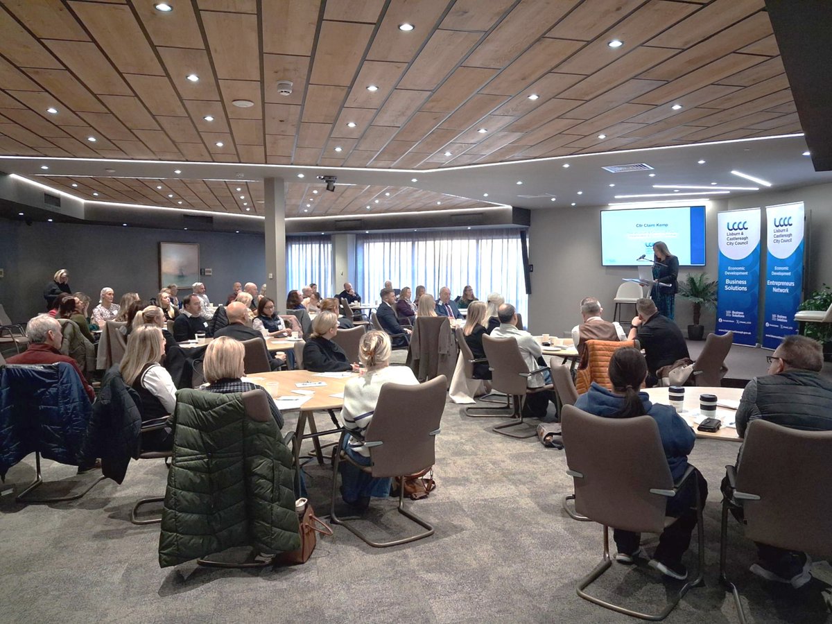 lisburnccc's tweet image. 📅 It’s day two of Global Entrepreneurship Week, and we brought local businesses together today to build their brands on social media.

Fiona McCartan – best known as @GlutenfreeFi on social media, was the guest speaker at this special event, the first in the latest LCCC…