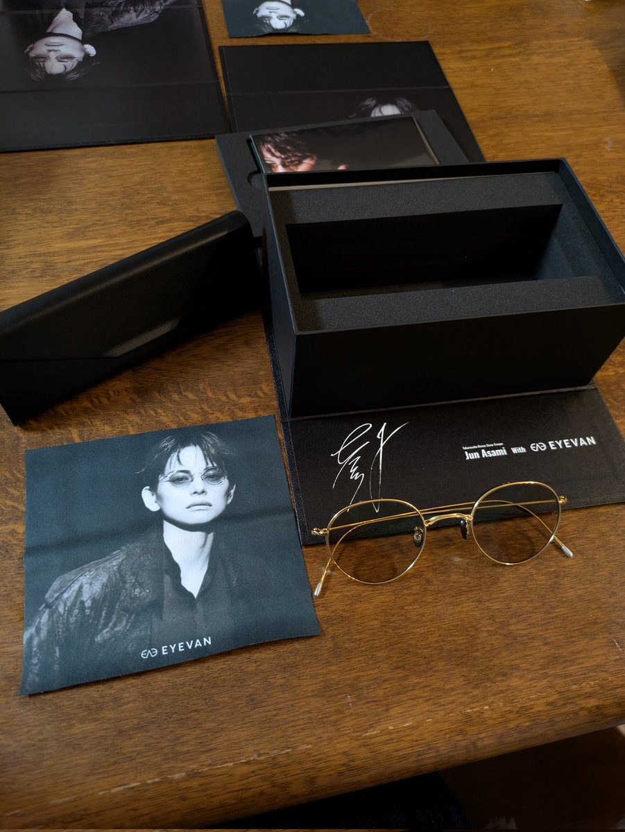 朝美絢　EYEVAN スペシャルボックス　10eyevan 朝美絢様✨×EYEVAN様🕶️スペシャルボックス、繊細なフレームは鯖江の