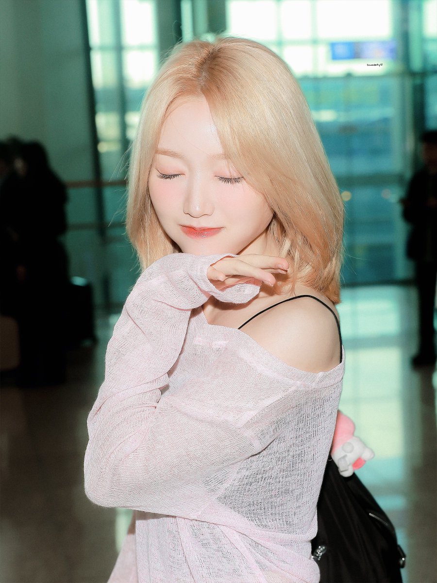 Gowonderfly1119's tweet photo. 생일 축하해 항상 가득 행복하자🤍 

#HappyGoWonDay
#고원 #GoWon https://t.co/ipLgQDZb5Y
