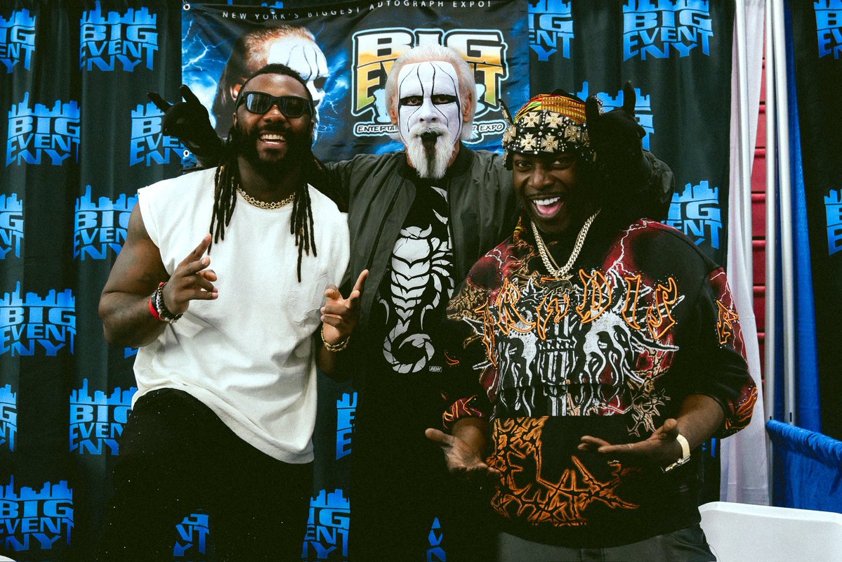 IamDannyDarko's tweet image. This year has been pretty cool.
I was able to check off a bunch of things on my bucket list.

Shot DPW.
Shot Bloodsport.
Shot AEW. Thanks, PWI!
Shot a bunch of GCW shows.
Shot Sting.

Even though I’m (mostly) chillen for the rest of 2025, the year still isn’t over so who knows…