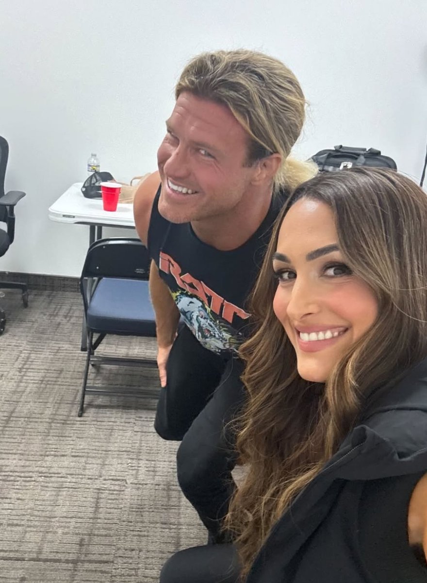 WrestlingWCC's tweet image. Nikki Bella and Dolph Ziggler reunited at Raw 💯