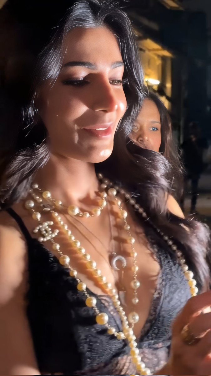 fabi8879's tweet image. #DinastiaMilenials🦋 📷
@Lea_Dhai
@MarcelaErcia
@dreams_Bcn
@fabi8879
@V13lula
@0MRK_
@xKloner
@dnx888
@falcon_290
@dudub37
@2015Suheyla
@DROCT
@AliceFollowsB
@duda3390
@krix29
@hiep2016 
@Venus__2023
@h
@PAYthe_PIPER
@3_toshiyuki
@Satan__theDevil
@brunap39
@Ardana_Devans
@nbea_h…