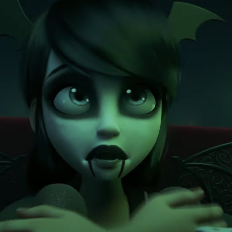 taysaugust's tweet image. #MLBS6Spoilers
VAMPIRE ADRIENETTE I REPEAT VAMPIRE ADRIENETTE