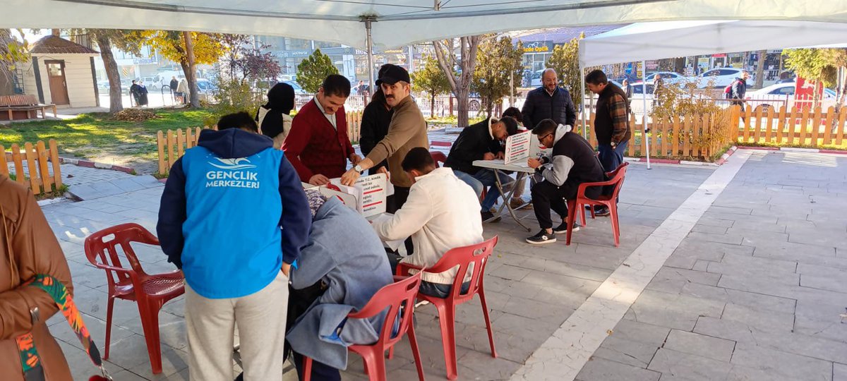 🩸 Bir damla kan, bir hayat demek! 🩸
💉 Gönüllü öğrencilerimizle birlikte kan bağışı yaparak iyiliğe ortak olduk.
Her bağış, bir umuda can oluyor! 💫