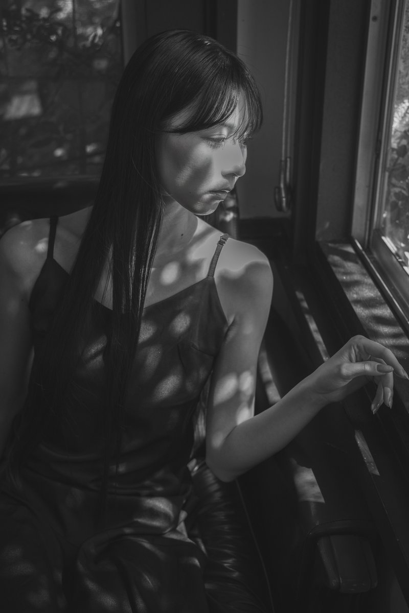 eitetsu_araki's tweet image. ここにいない私

Summer,Old house
Model:南条 葉月さん(@nanjo_hazuki)

※とむ よしださん(@thomyoshida)WSより
※「古民家」×「MF縛り」習作

#ThomYoshidaの写真講座
#MF祭り