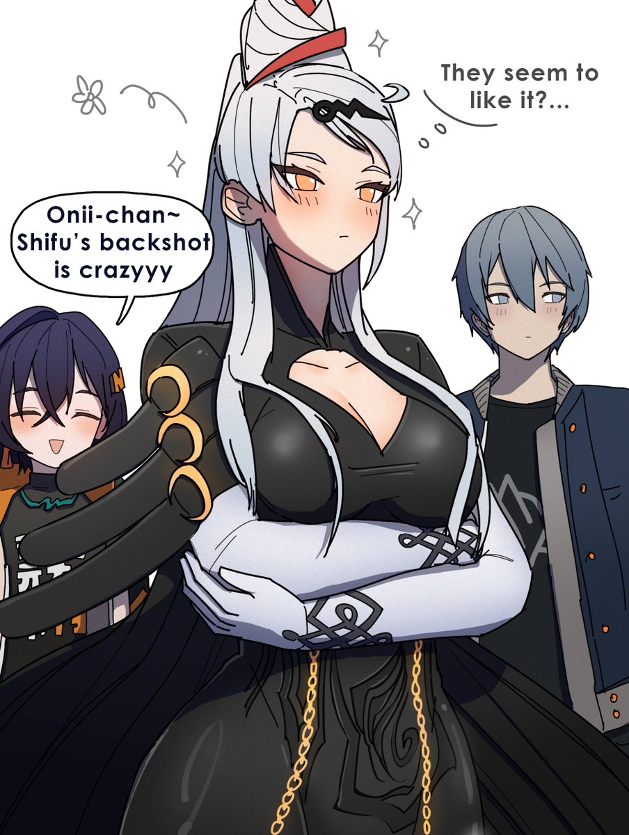 Yi Xuan doing some cosplay 😊