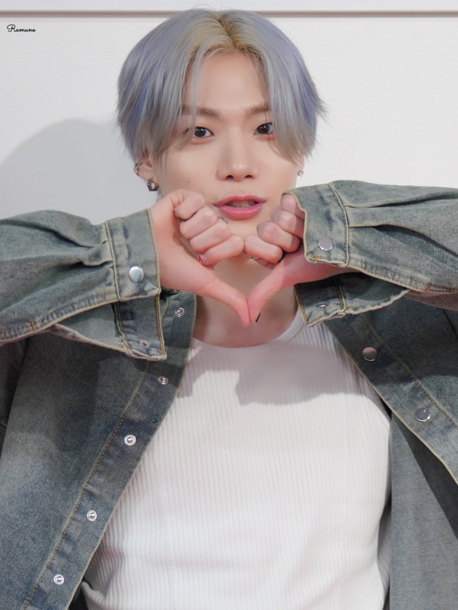 🎂おめでと🥳

#Happy_CHRIS_Day
#블리처스 #BLITZERS 
#크리스 #CHRIS