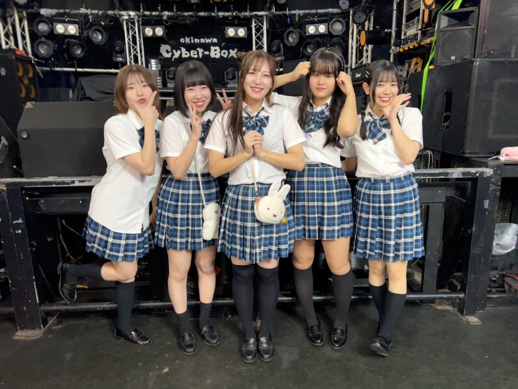 RYUKYUIDOL2011's tweet image. RYUKYU IDOL 定期LIVE
ご来場、配信ご視聴ありがとうございました✨
本日は かのん&amp;amp;あいらセトリでしたが、いかがでしたでしょうか!?どっちがどの辺りのセトリ組んだか分かりましたか？楽しんで頂けていますと幸いです💭
週末はいよいよmini TIFです！野外⚡よろしくお願い致します🌺