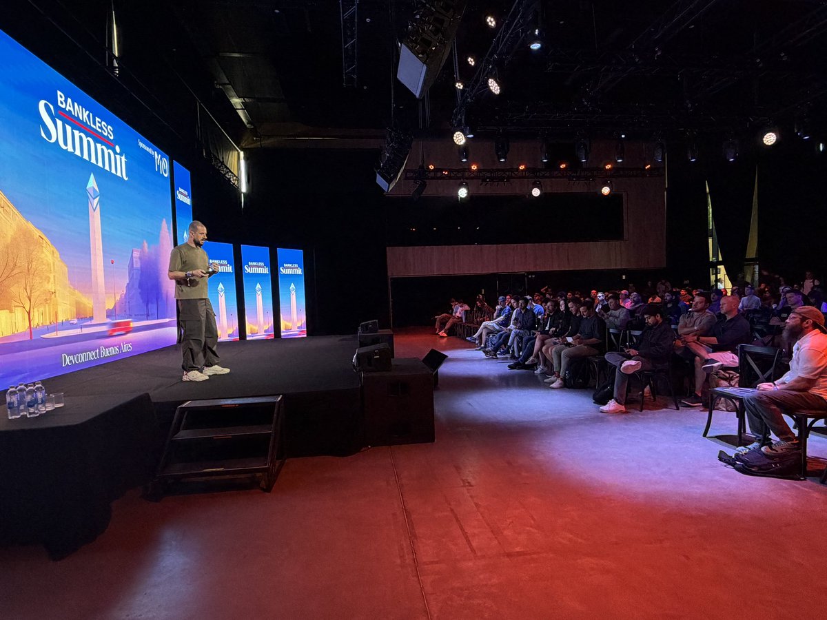 TrustlessState's tweet image. At the Bankless Summit…

- @LucaProsperi giving us a fundamental lesson in money 
- @tkstanczak showing the state of Ethereum
- And @raulvk teaching us about Ethereum P2P