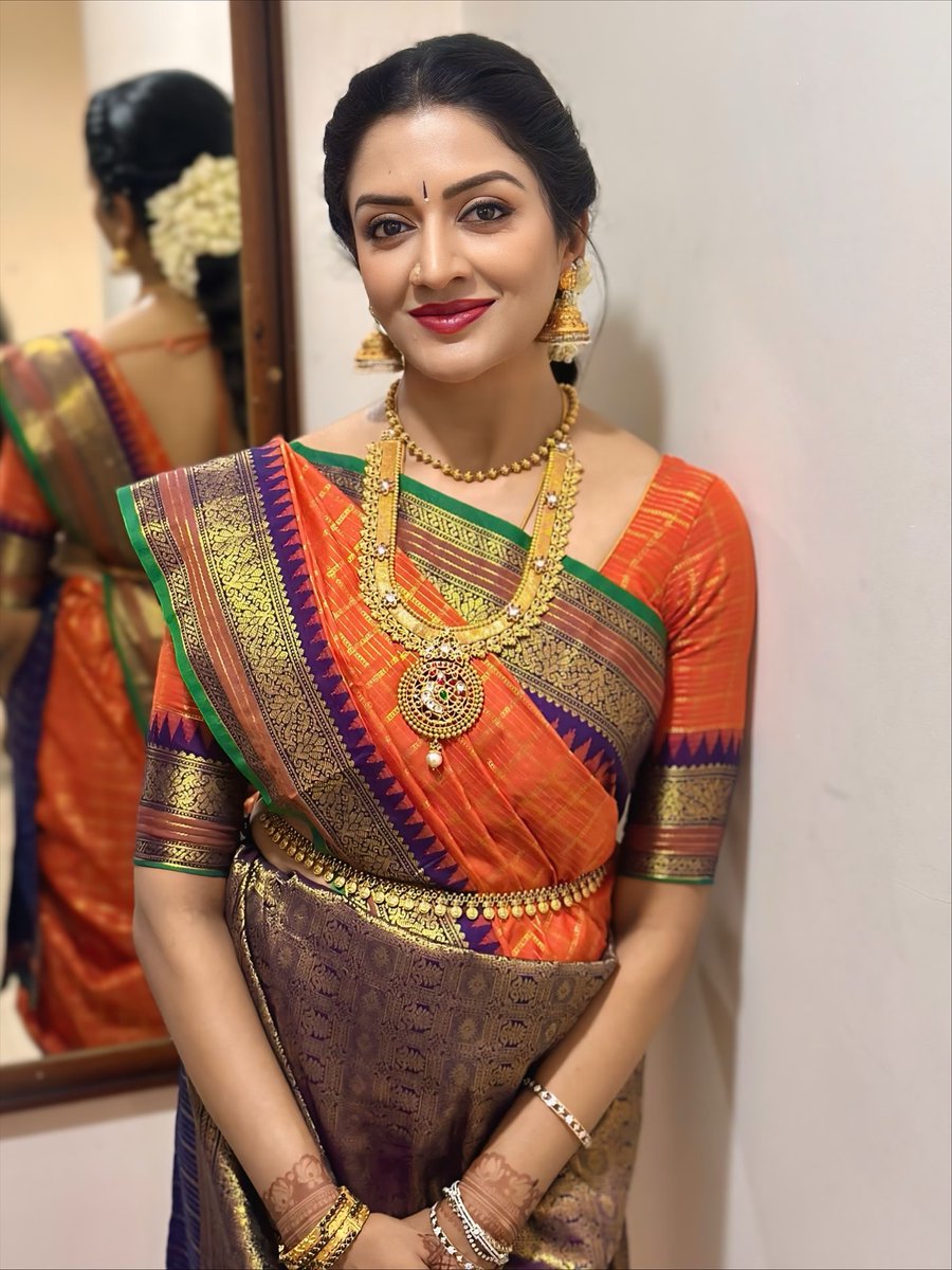 Weekendvibes_'s tweet image. Vimala Raman ✨🧡

#Vimala #VimalaRaman