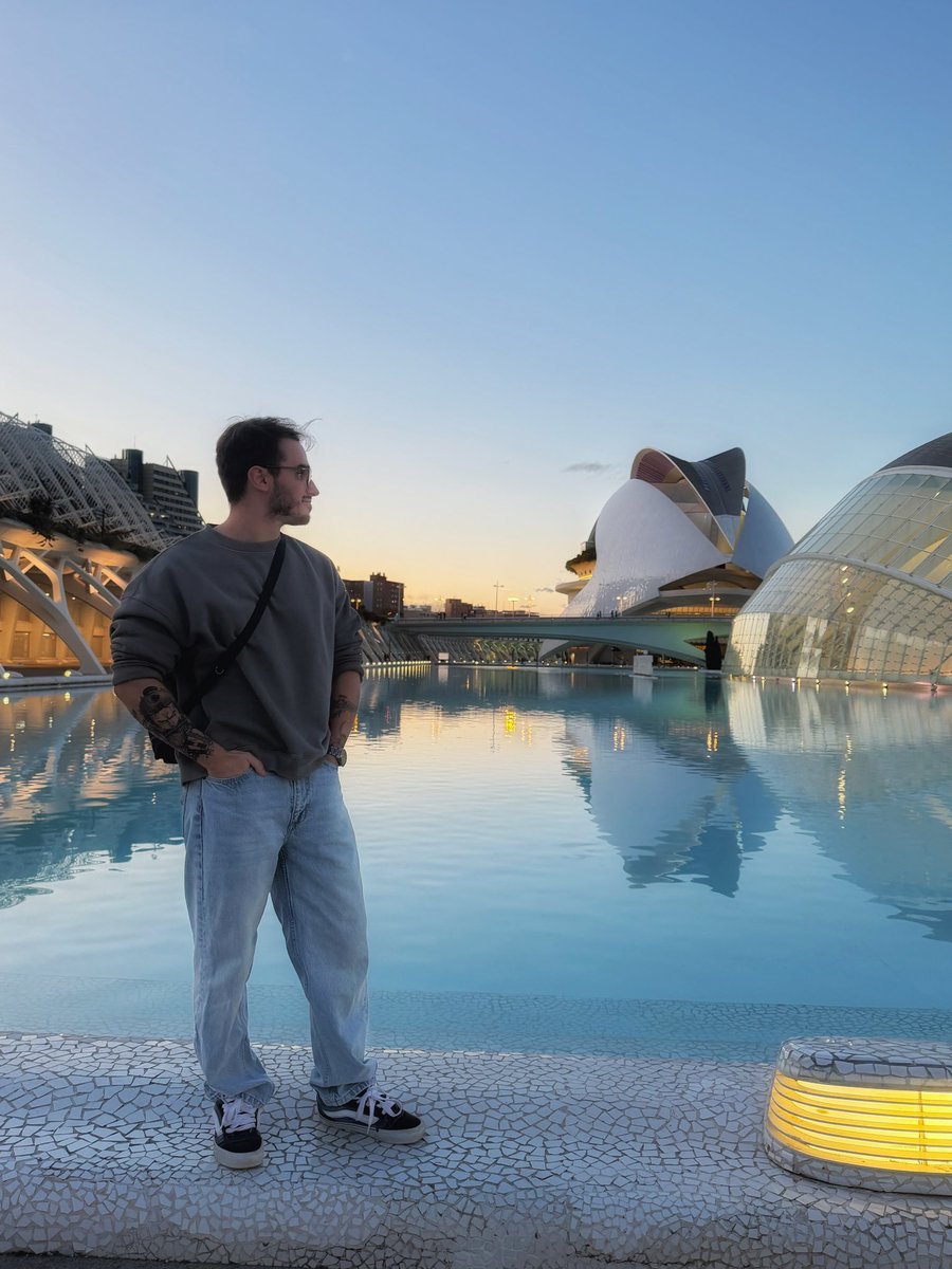 destpool's tweet image. 🐲❄️