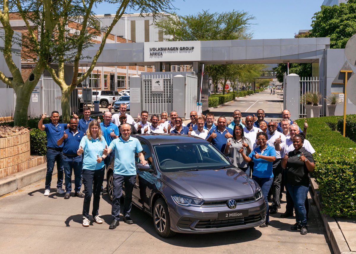 Volkswagen celebrates 2 million Polos built in Plant Kariega  <a href="/VolkswagenSA/">VolkswagenSA</a> - The Auto Magazine theautomag.co.za/latest-news/vo…