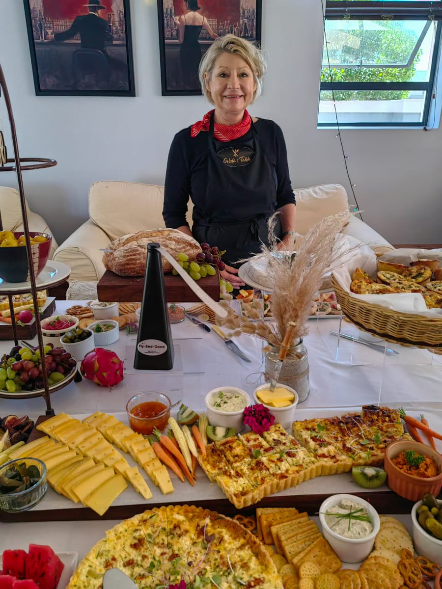 TableGerdas's tweet image. Chef Gerda Mouton — the warmth and creativity behind every Gerda’s Table experience. ✨
Food with heart, crafted for connection.
#GerdasTable #ChefGerdaMouton #PrivateChef