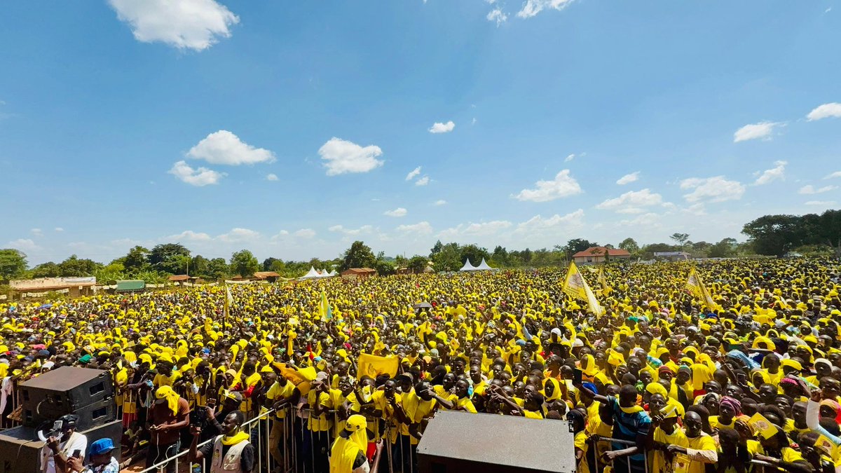 NyonyoziUg's tweet image. Kaliro 🔥 is raining Yellow 🟡🟡