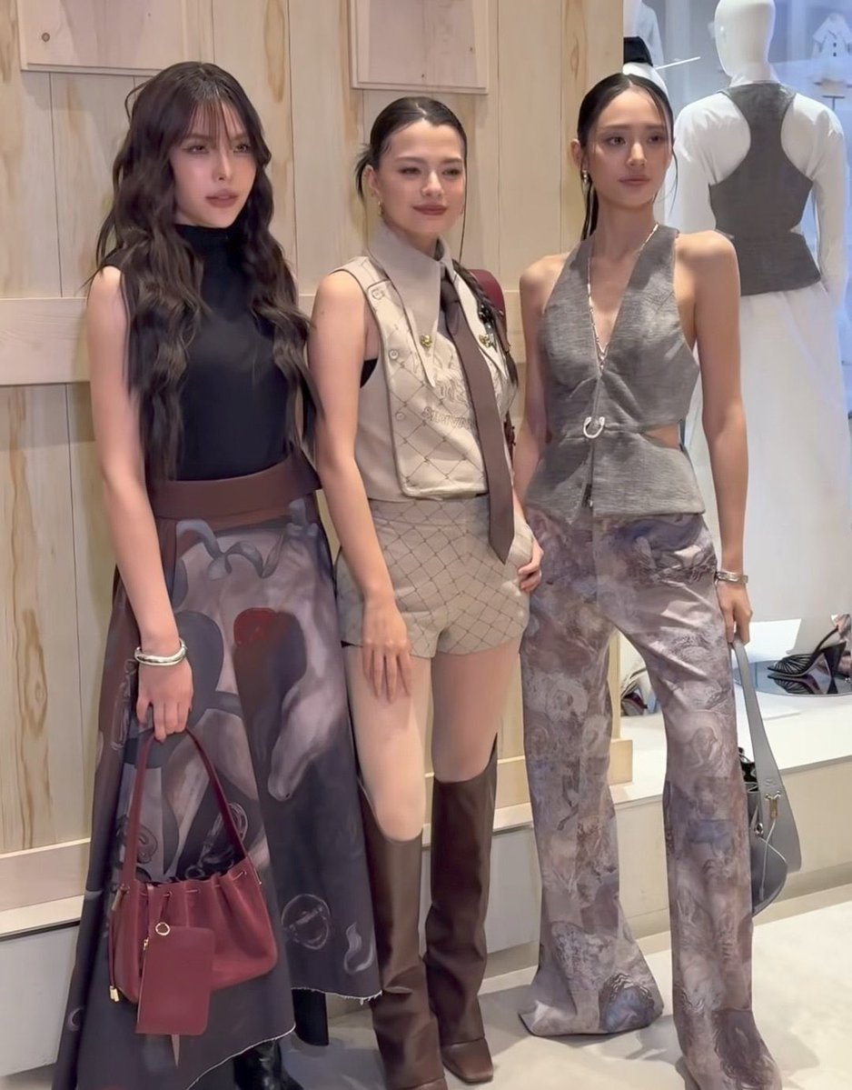 nook_sone's tweet image. ชอบค่ะ

#Sirivannavari 
#beckysangels #BeckyArmstrong