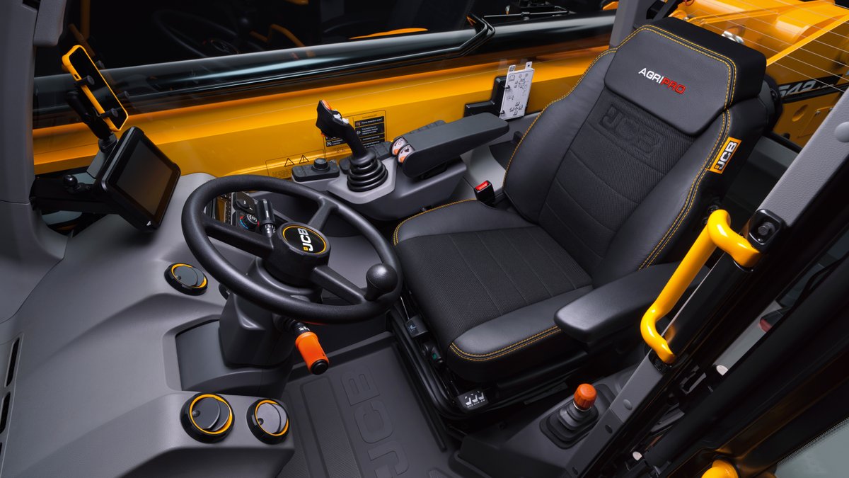 Your office just got an upgrade. The JCB 542-100 Loadall cab is built for productivity and comfort.