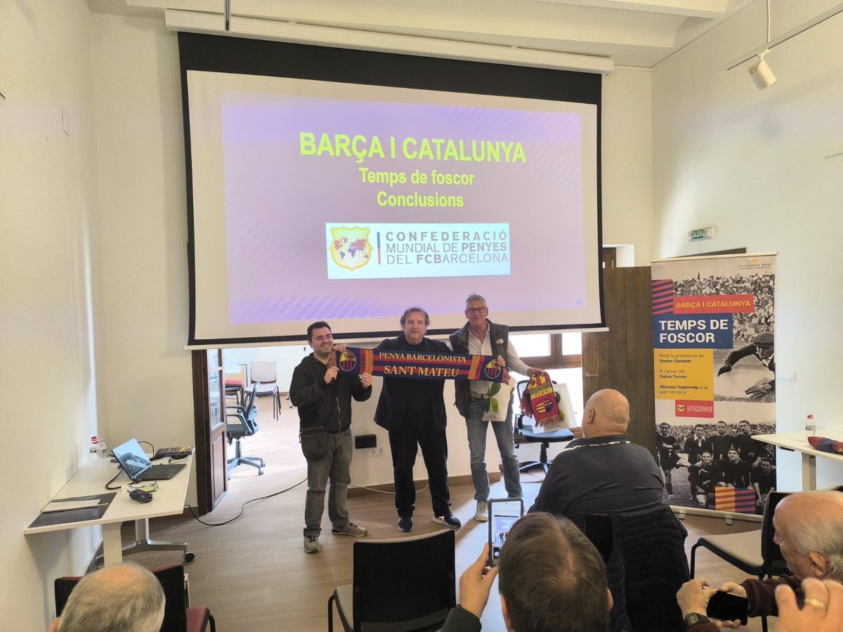 🗣️ La setmana passada, la <a href="/penyaaltemporda/">Penya Blaugrana Alt Emporda</a> i la PB Sant Mateu van acollir "Temps de Foscor", segona part del cicle de conferències "Barça i Catalunya".
🔛 Les penyes continuen apostant per la divulgació de la història del Barça!

🔵🔴 #FemBarçaFemPenya #ForçaBarça