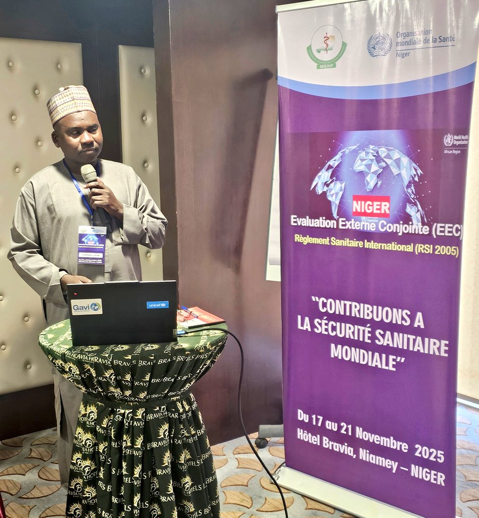 barryrodB's tweet photo. #Niamey 🇮🇳. #JEE day 2. On the agenda today 7 domains to be analyzed. Among them immunization. "About 4 xof billions have been mobilized at national level by the high level national authorities to strengthen this important pilar in 2022", said Dr Dembo, during an activity called "Mobilisation Presidentielle". A successful activity to be considered as a best practice that needs to be encourage/renewed. This is a proof that national/local resource mobilisation activities to support health sector are possible. @WHOAFRO @FAO.