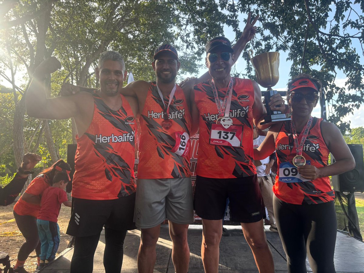 jeampoolnaima's tweet image. Que nuestros esfuerzos desafíen las imposibilidades, recuerda que las grandes proezas de la historia fueron conquistadas de algo que se creía imposible. 

Gracias por el apoyo y la confianza.

Volveremos en la próxima, en búsqueda de una nueva estrella.  @clubcoralesfit