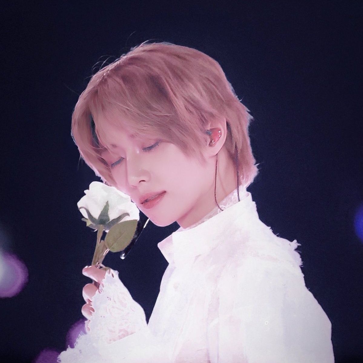 beomgyu Has to be aphrodite, the goddess of love and beauty, for the olympus gods theme