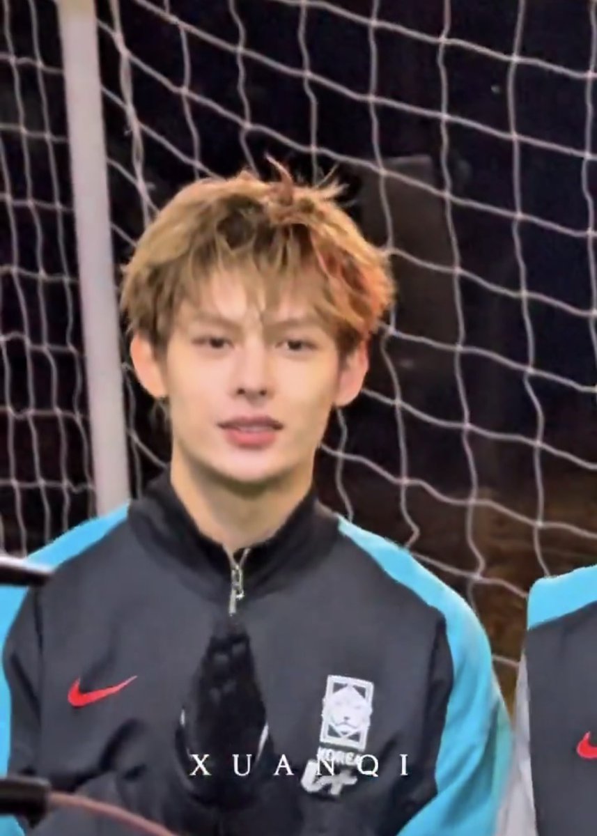 jamesnmoons's tweet image. PRETTIEST HUMAN BEING ON THE ENTIRE PLANET