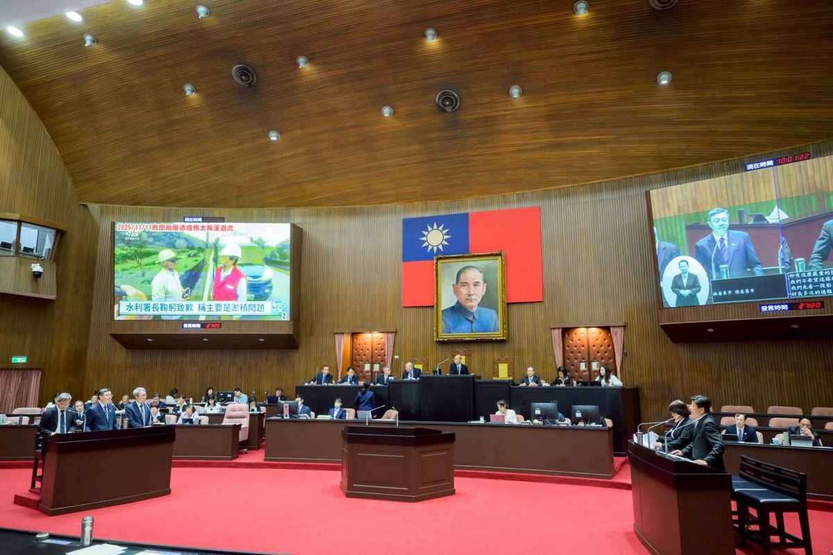 OlB5xR6vzI6Vv4B's tweet image. 【災民補助雲嘉南25%花蓮僅6%  傅崐萁籲重建預算公平分配】

#傅崐萁🇹🇼

【馬太鞍溪堰塞湖仍無解　傅崐萁：卓揆心中無人民】…